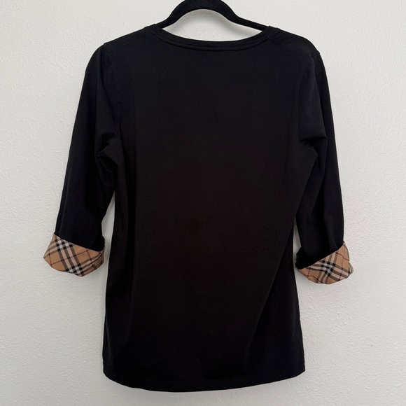 Burberry NWOT Three Quarter Sleeve Vintage Check Flip Cuff Top - Picture 3 of 8